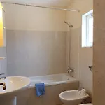 Casa Gomez C * Αλμπουφέιρα